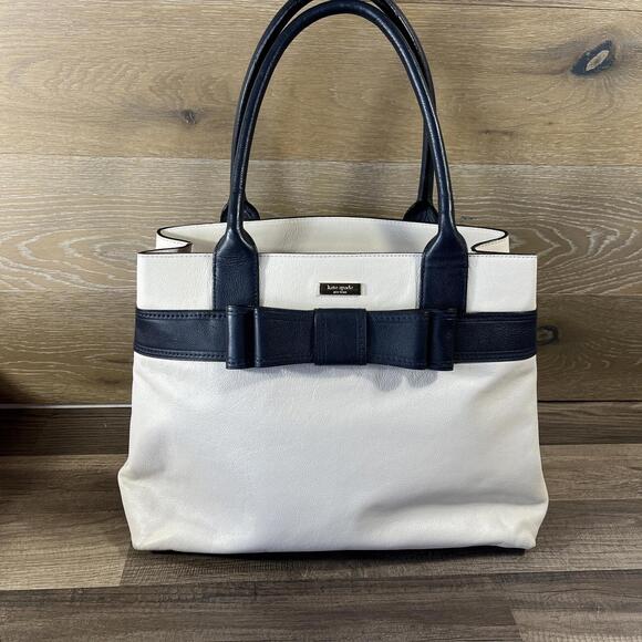 Kate Spade Elena Villabella Avenue Beige Navy Bow Handbag - Picture 1 of 9